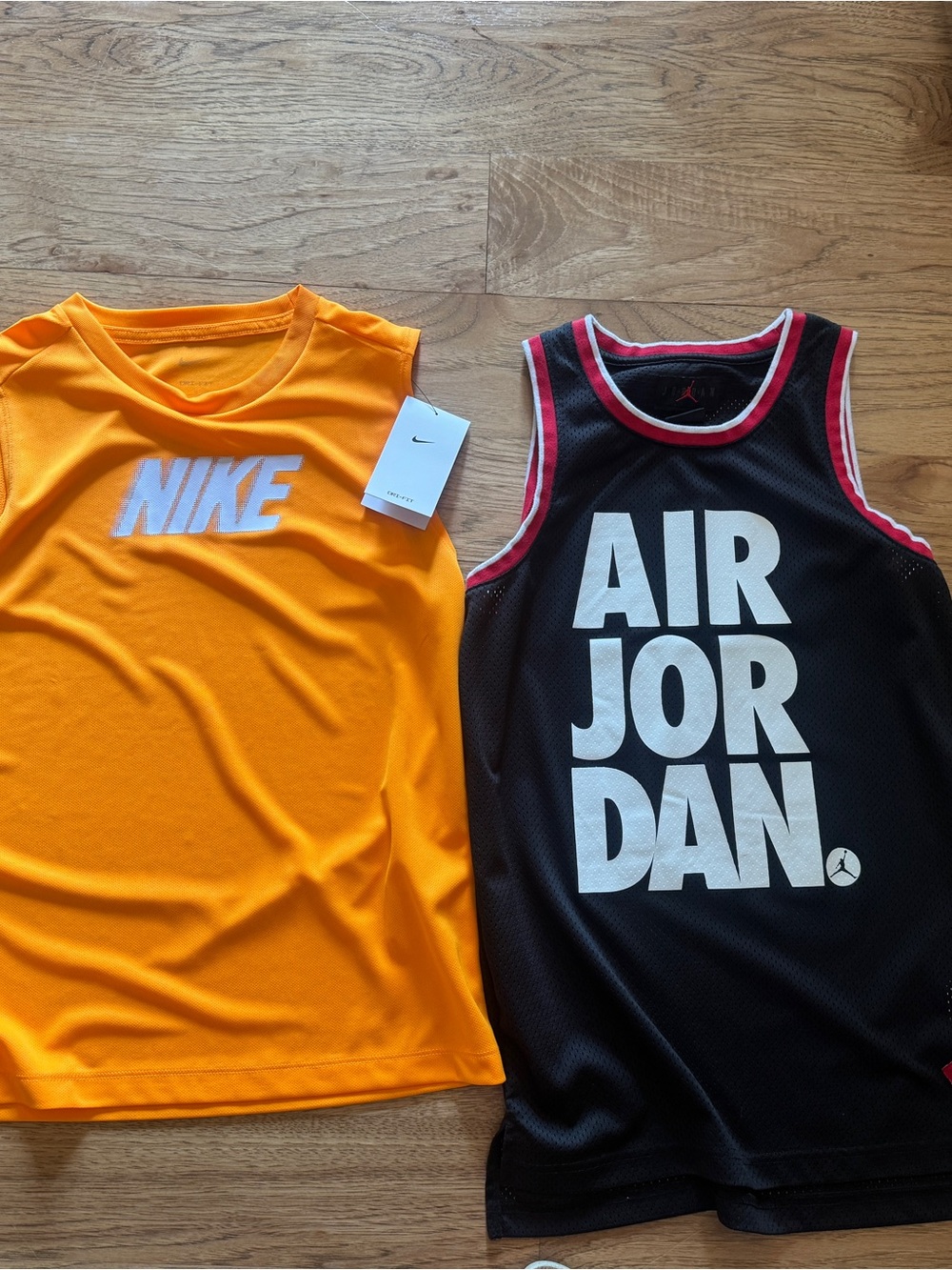 Nike Boys' Tops
